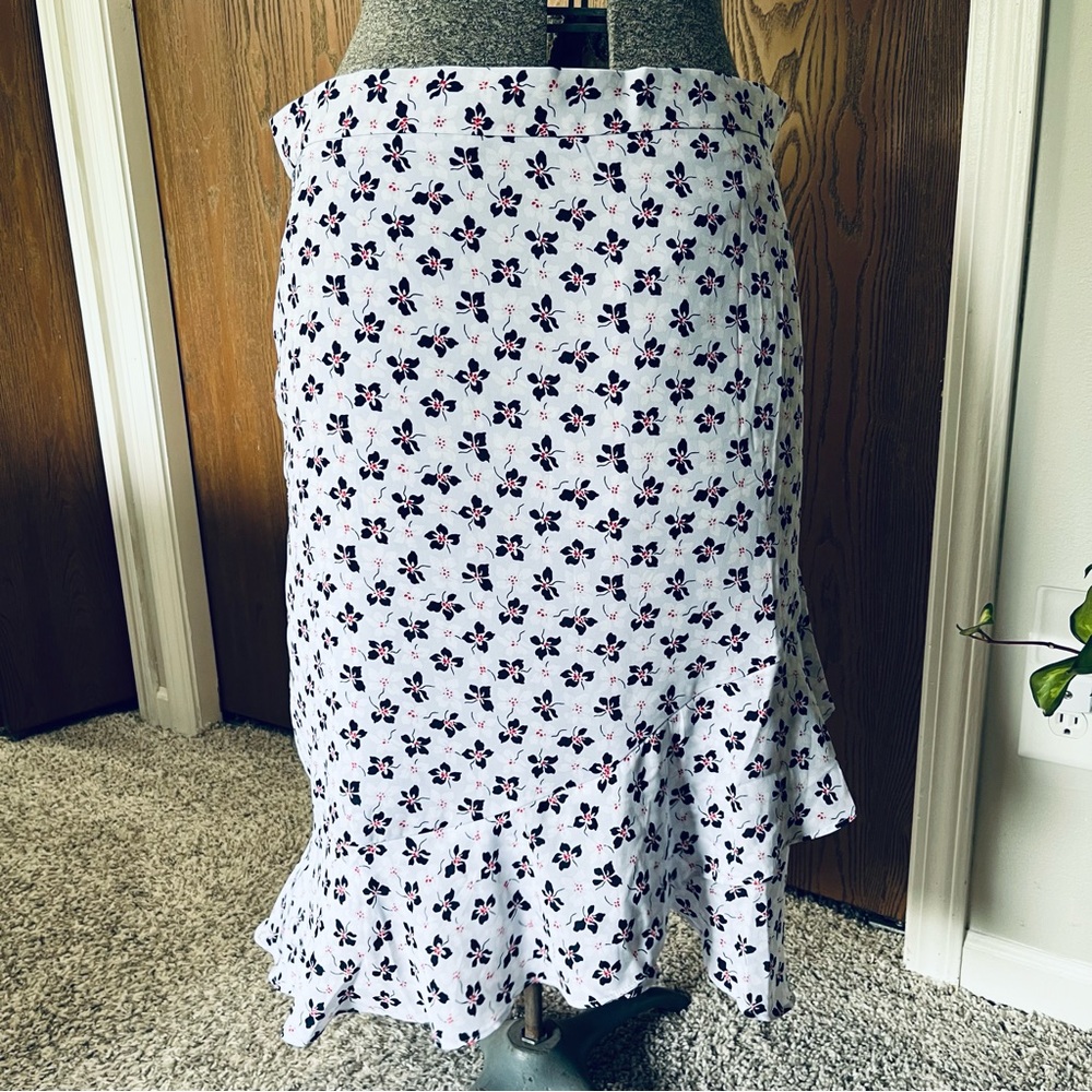 Ann Taylor Floral Skirt